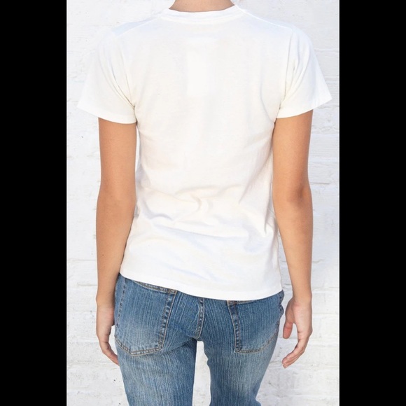 Brandy melville white Chloe sonic flower top - Picture 4 of 6